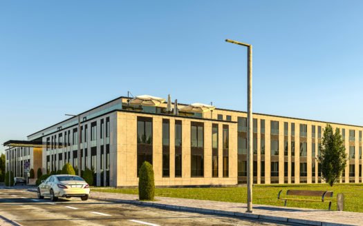 Hotel- und Büroprojekt-Idee zu verkaufen